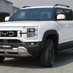 BYD Shark 6 DMO Aurora White Pickup Truck